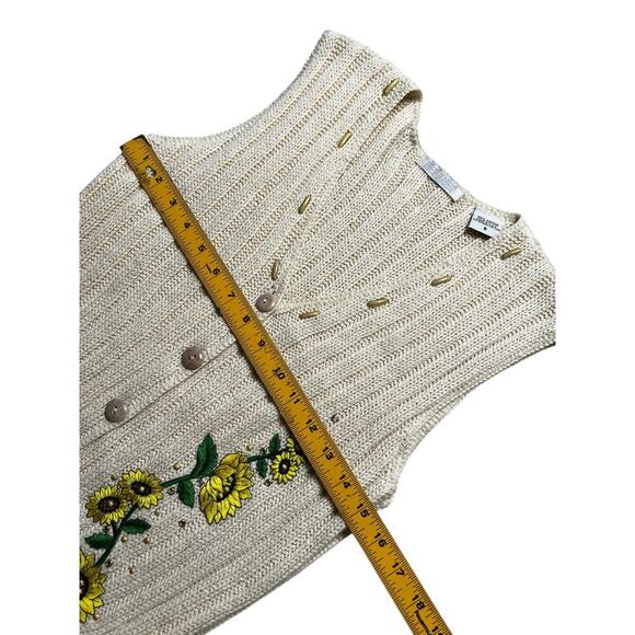 Vintage Mesh Knit SunFlower Embroidered Button Sweater Vest Women Sz Small USA - Picture 5 of 12